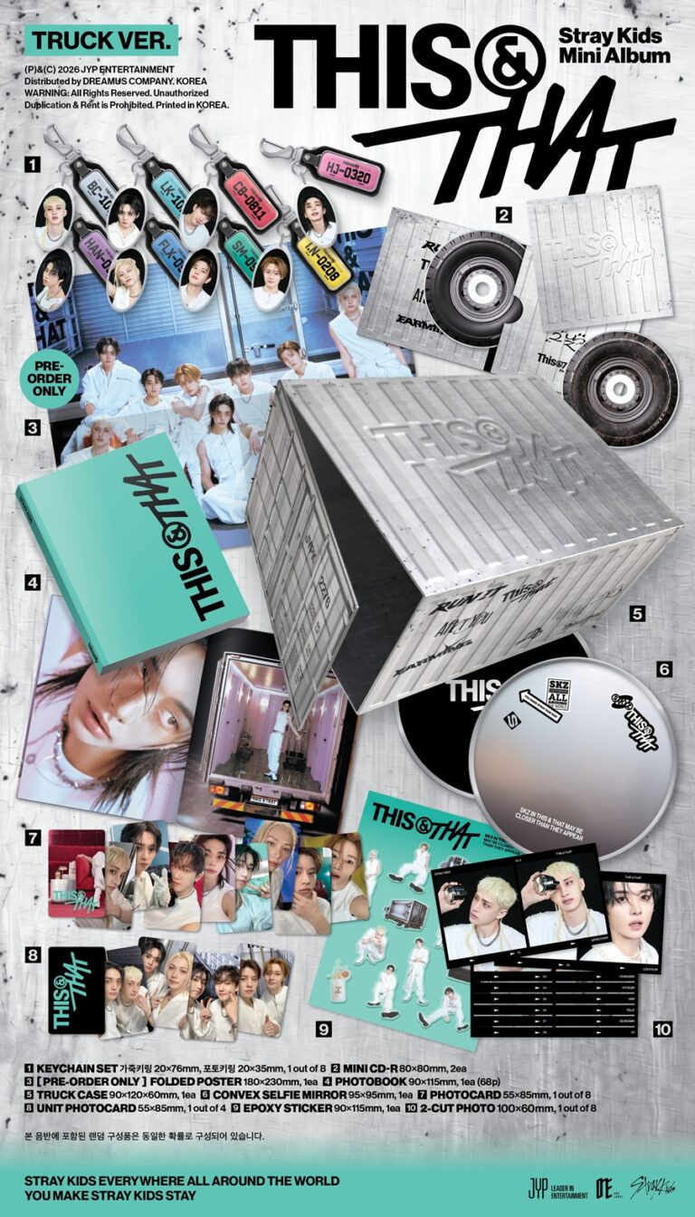 Versión Truck Stray Kids THIS & THAT con keychain y mirror